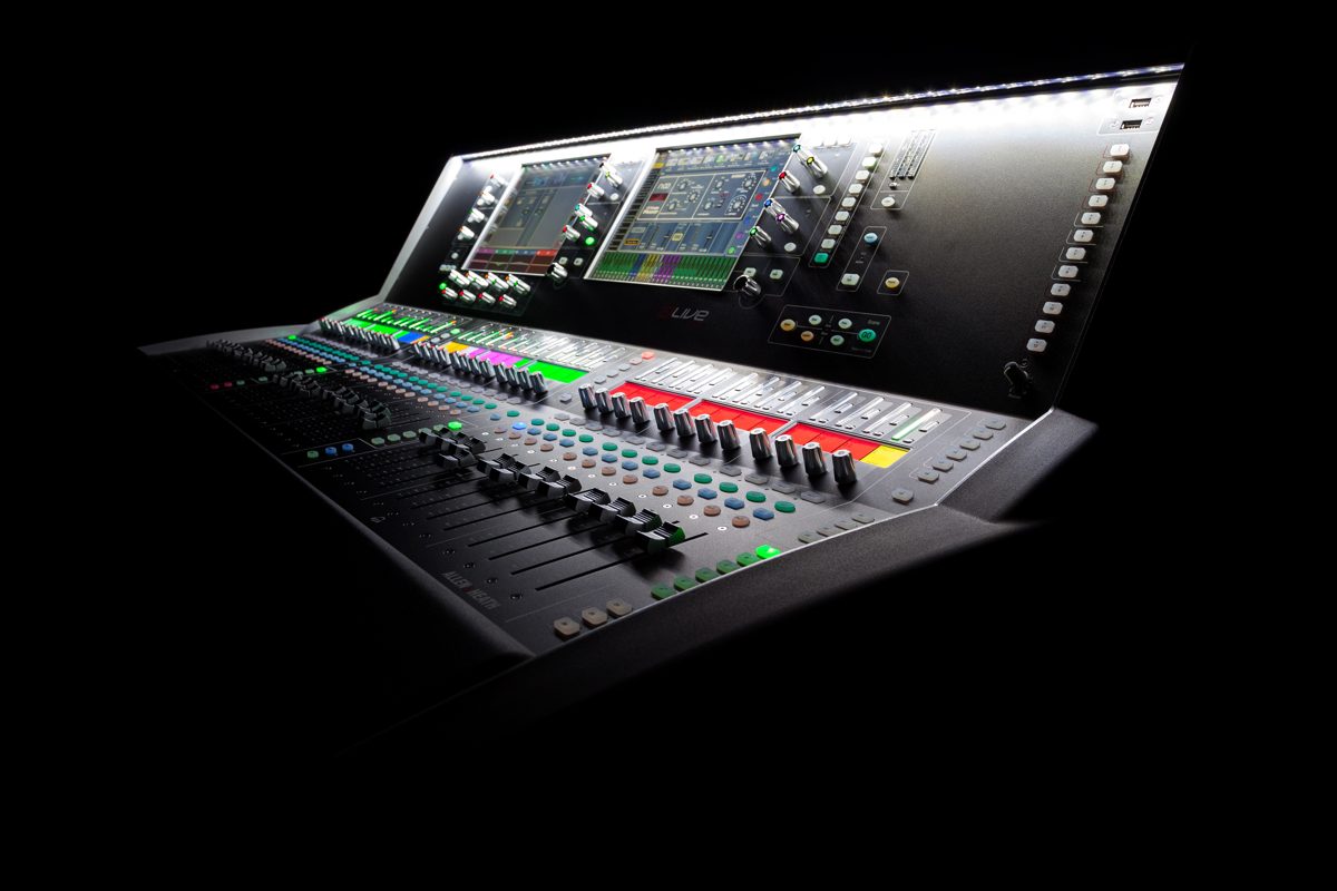 Allen & Heath S7000